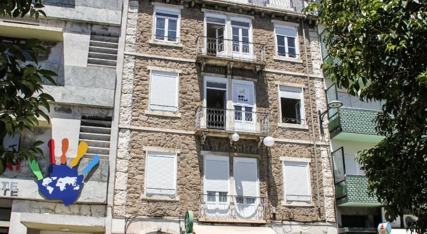 SHANGRI-LA HOSTEL ANJOS Bed and Breakfast in Lisbon