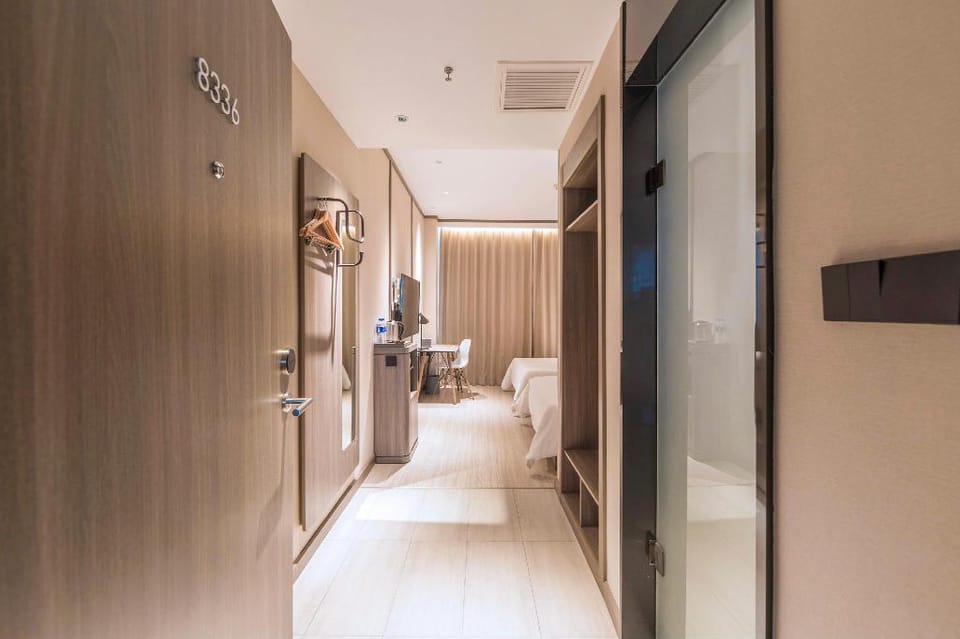 Hanting Hotel Zhengzhou High-Tech Zone Dongqing Street Hotel in China