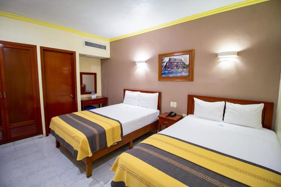 Hotel El Espanol Centro Historico Hotel in Merida