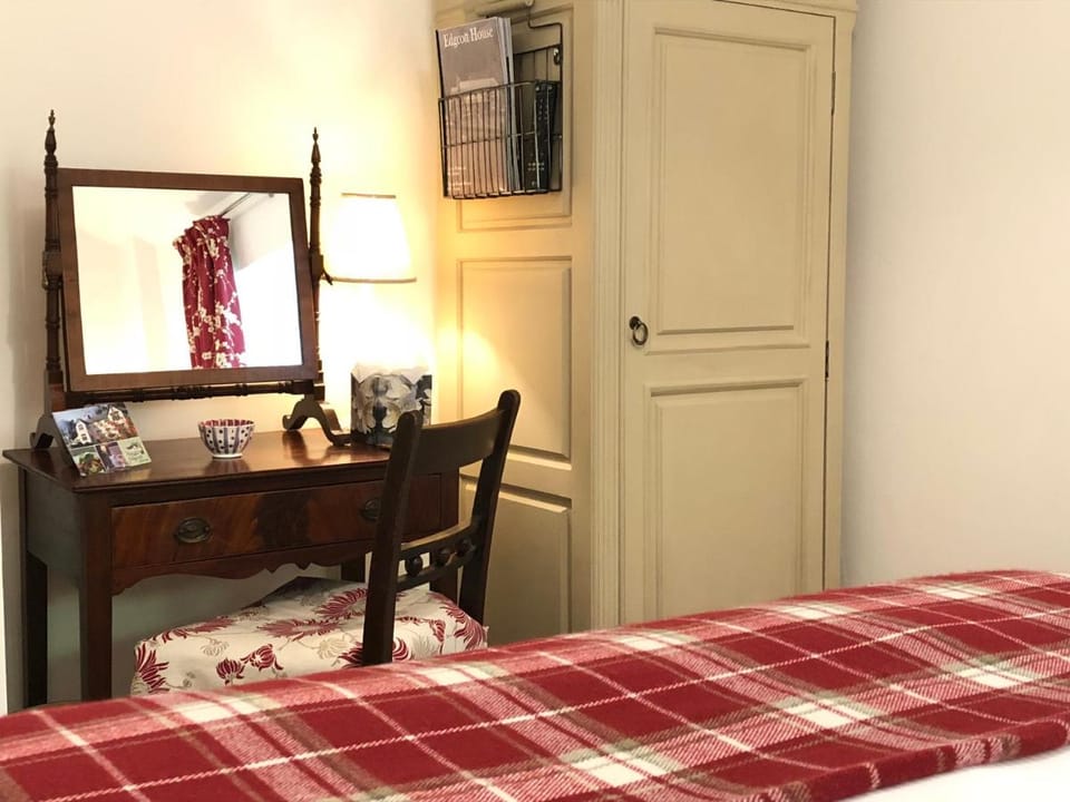 Edgcott House Bed and Breakfast in West Somerset District