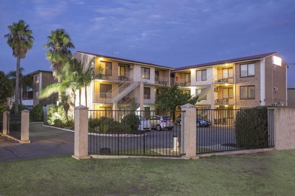 Burswood Lodge Motel Apartments Apartment in Perth
