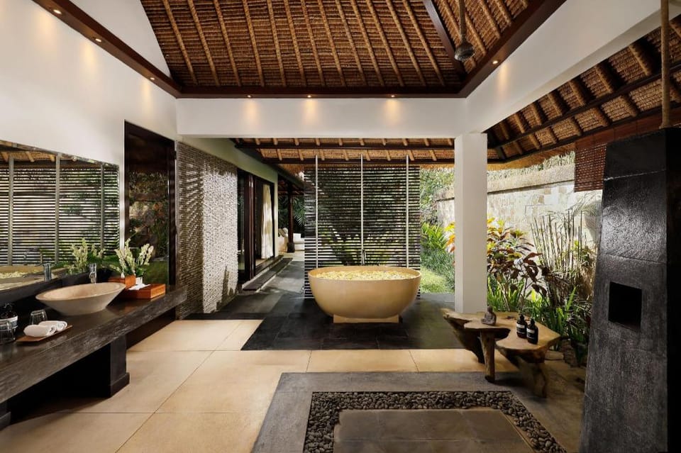OMECURE Kaba Kaba by Nakula Villa in Kediri