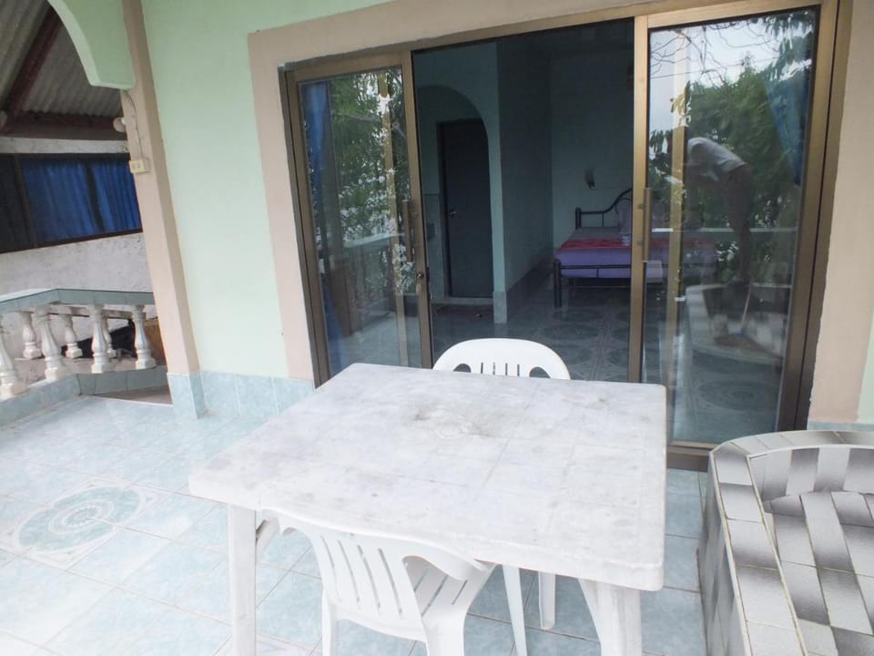 Queen Resort Koh Tao Bed and Breakfast in Ko Tao