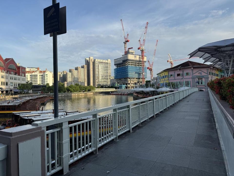 Royal Lodge @ Pagoda Street Hostel in Singapore