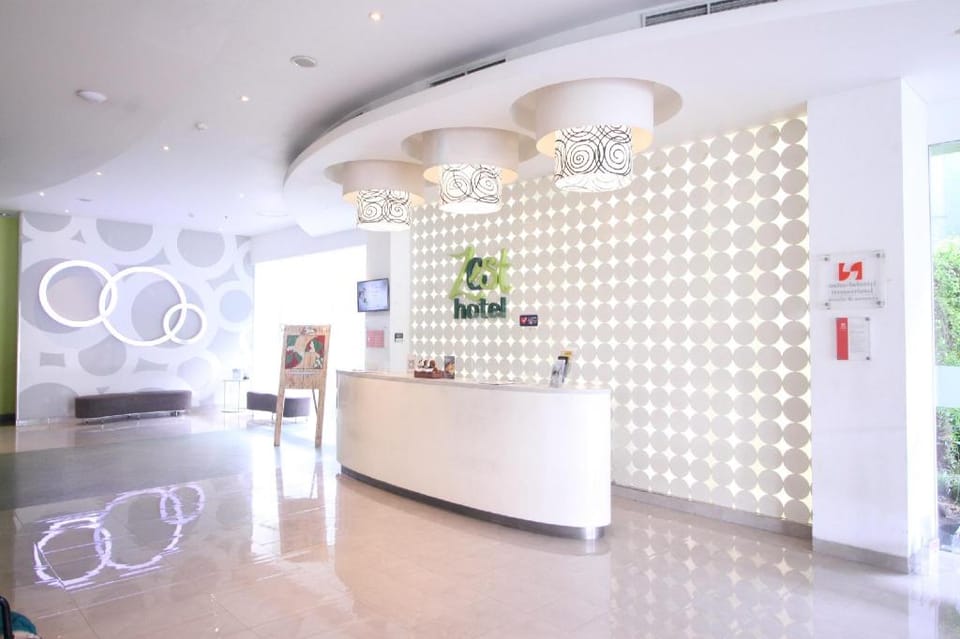 Zest Hotel Jemursari Hotel in Surabaya