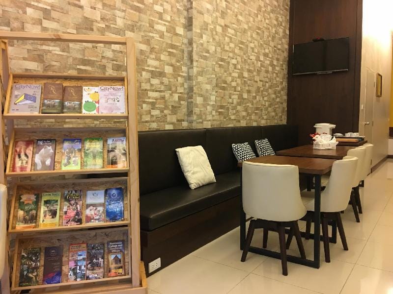 Egg Colony Vacation Home Bed and Breakfast in Chiang Mai