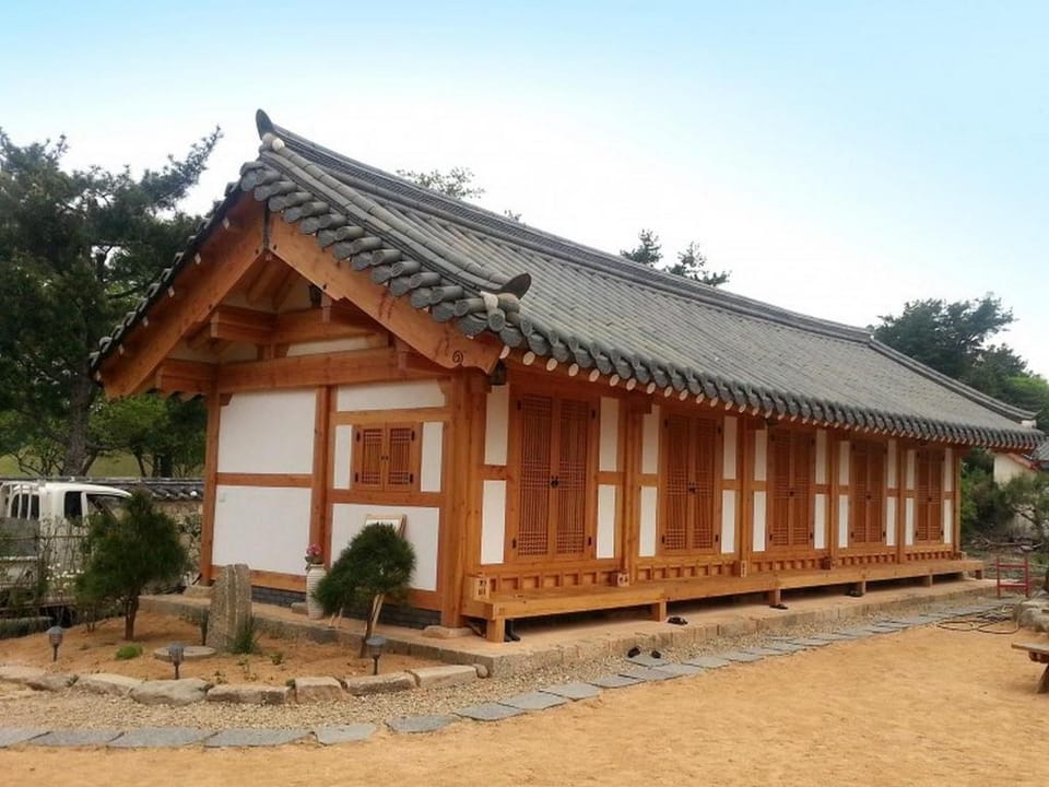 Happy Village Syeobul Hanok Pension Vacation rental in South Korea