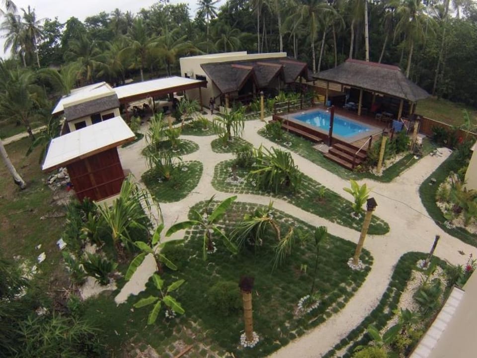Sunset Bay Beach Villas Villa in General Luna