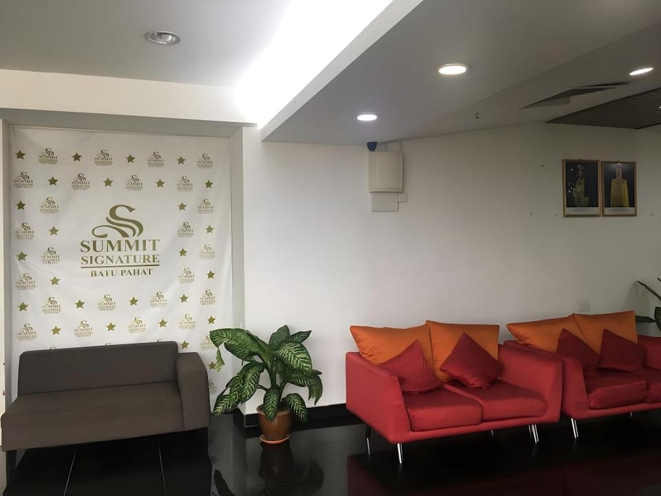 Summit Signature Hotel Batu Pahat Hotel in Johor