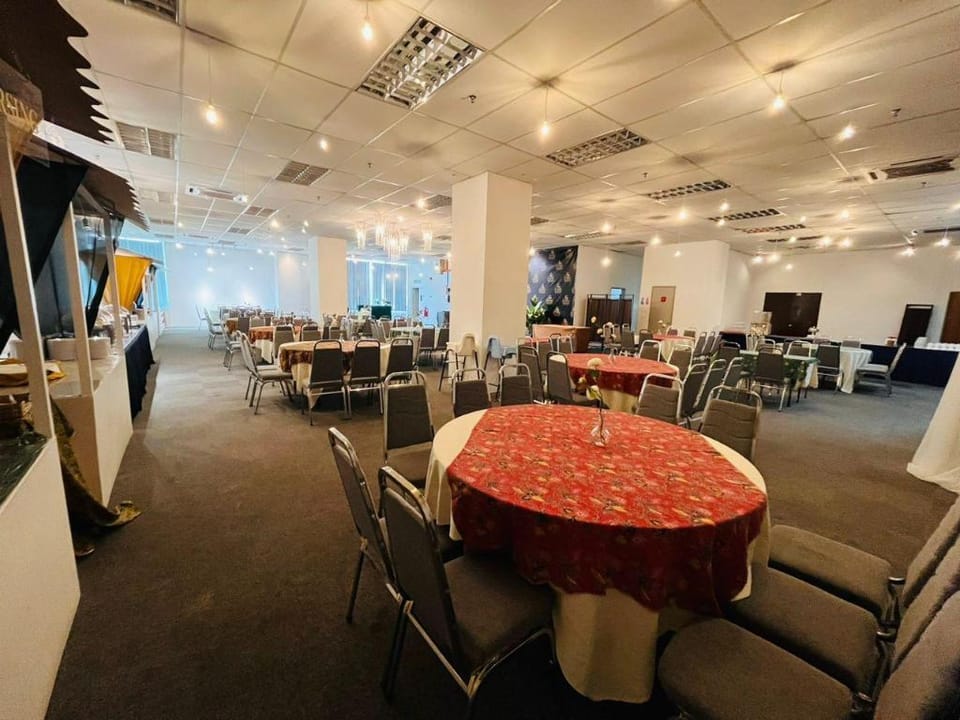 Summit Signature Hotel Batu Pahat Hotel in Johor