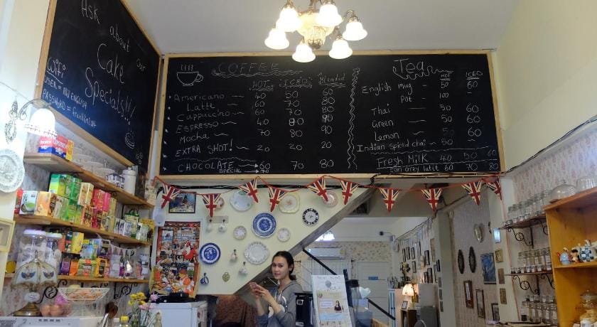 The London Tearoom Bed and Breakfast in Chiang Mai