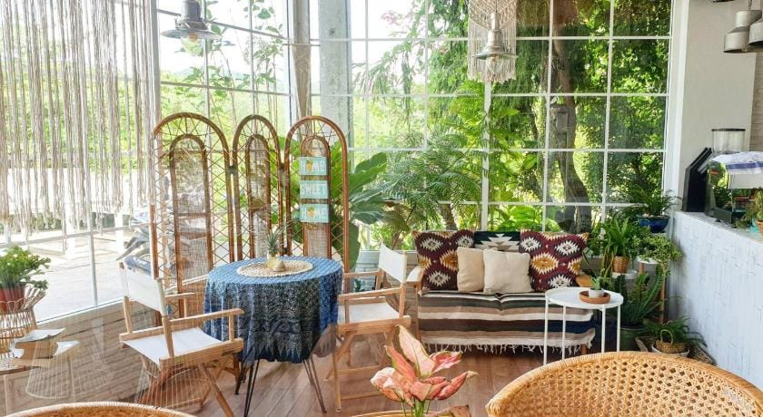 Chill House at Naiyang Hotel in Mai Khao