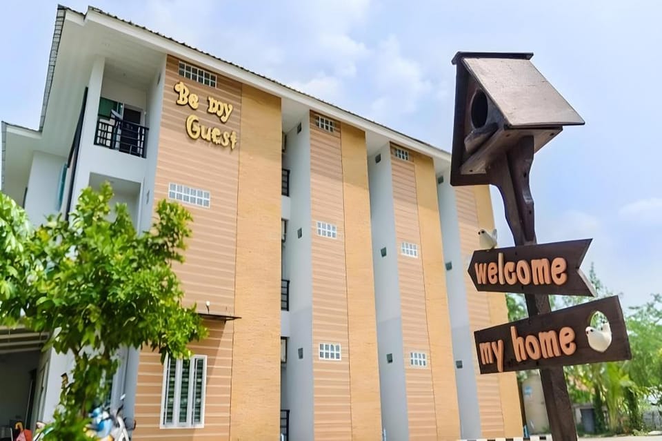Be My Guest Apartment in Laos
