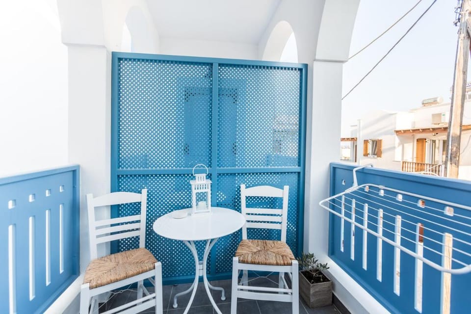 Fanouris Condo - Adults Only Apartment in Kamari