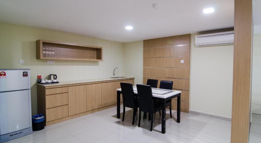 Mornington Hotel Sitiawan Hotel in Perak