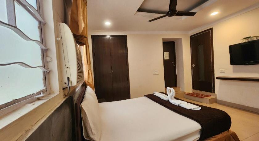 Hotel Al Sana Hotel in Kolkata