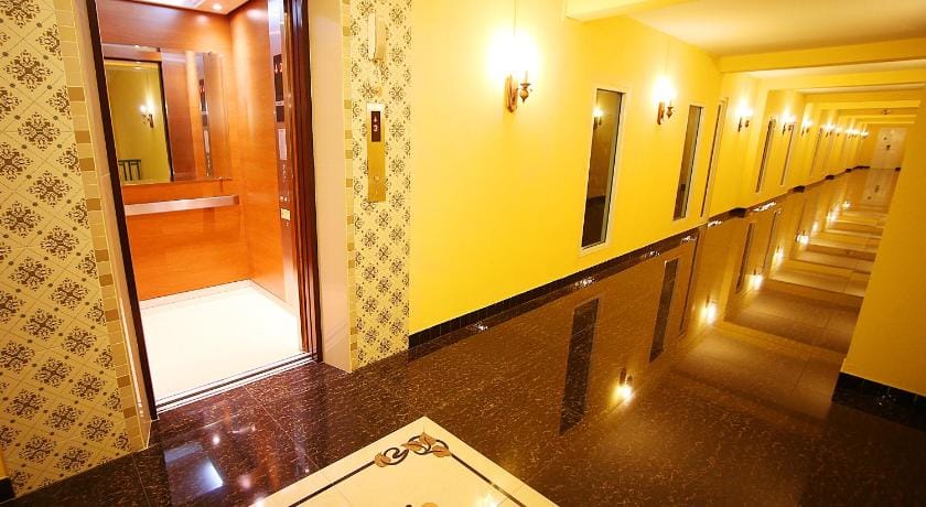 The Myth-Sud Sathorn Bed and Breakfast in Bangkok