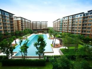 Baan Thew Lom by Nidarat Apartment in Thailand