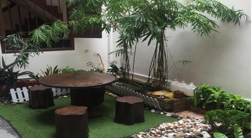 WeLuv Travel Guesthouse Hotel in George Town