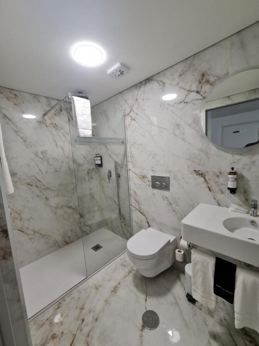Bemyguest - Loft Guest House Jardim das Mães Charming Bed and Breakfast in Portugal