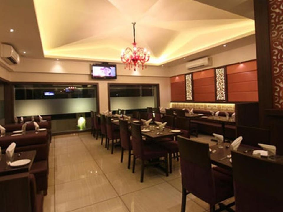 Hotel Executive Inn Hotel in Maharashtra