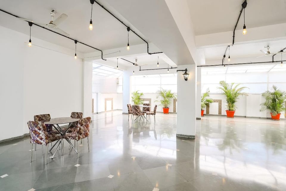FabHotel Archanil Apartment - Sitanagar Cricket Ground Hotel in Maharashtra