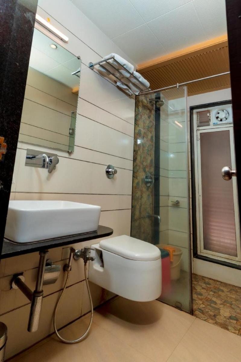 Hotel Chaitali - Pure Veg Hotel in Karnataka