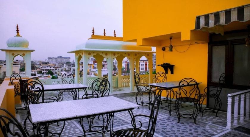 Nahar Singh Haveli Hotel in Jaipur