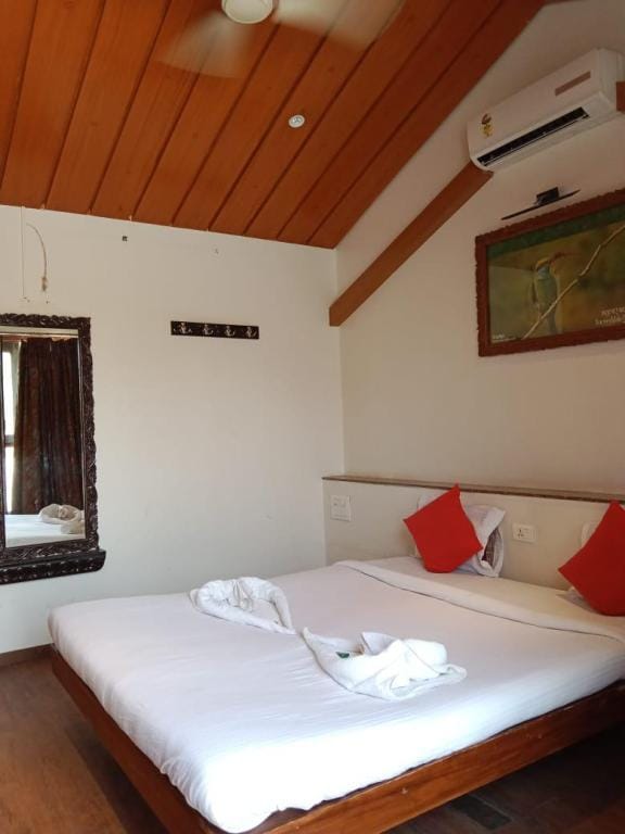 Lotus Resort Hotel in Maharashtra
