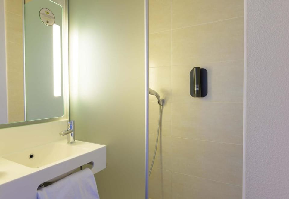 B&B HOTEL Lieusaint Carré Sénart Hotel in Île-de-France