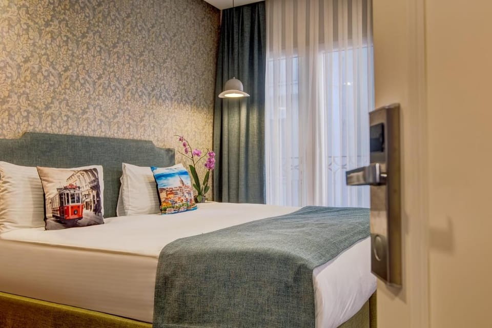 Sometimes Hotel Taksim Hotel in Istanbul