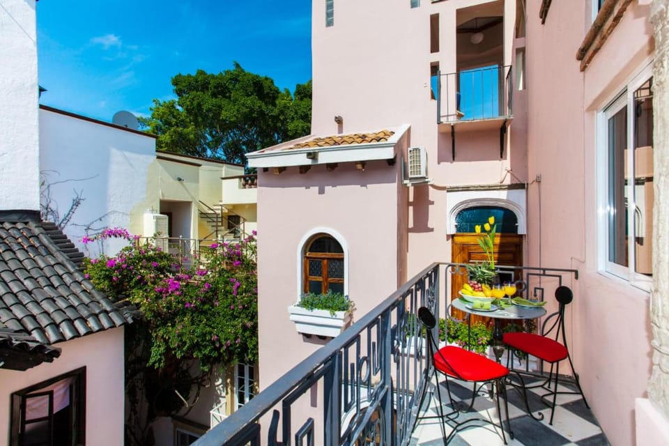 Garlands Del Rio Bed and Breakfast in Puerto Vallarta