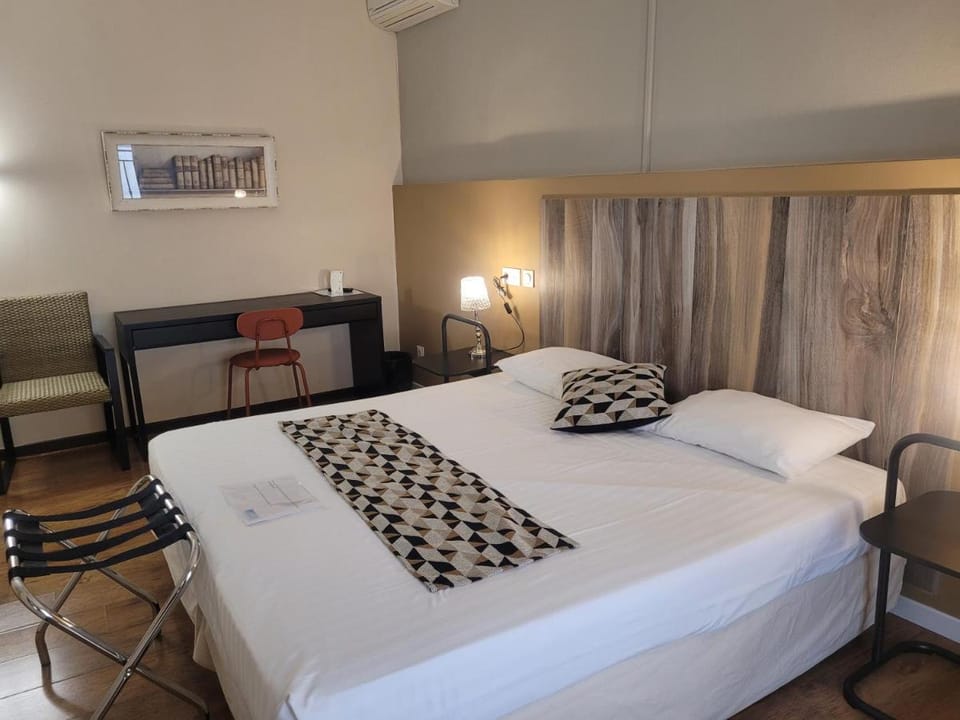 Hotel Boquier Hotel in Avignon