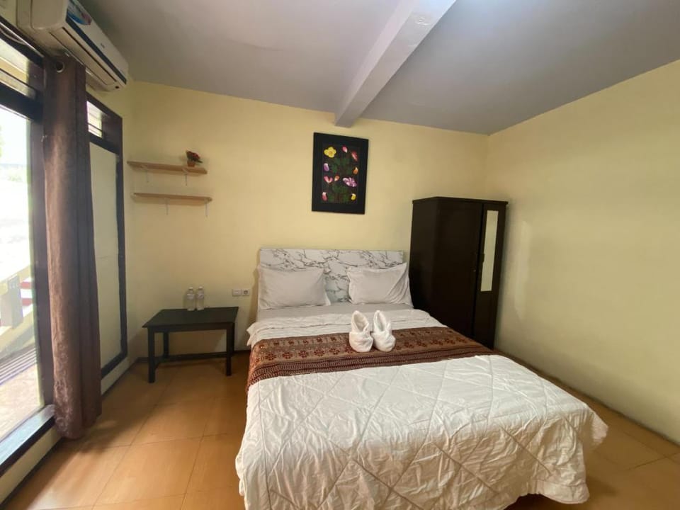 Adel Guest House Hotel in East Java