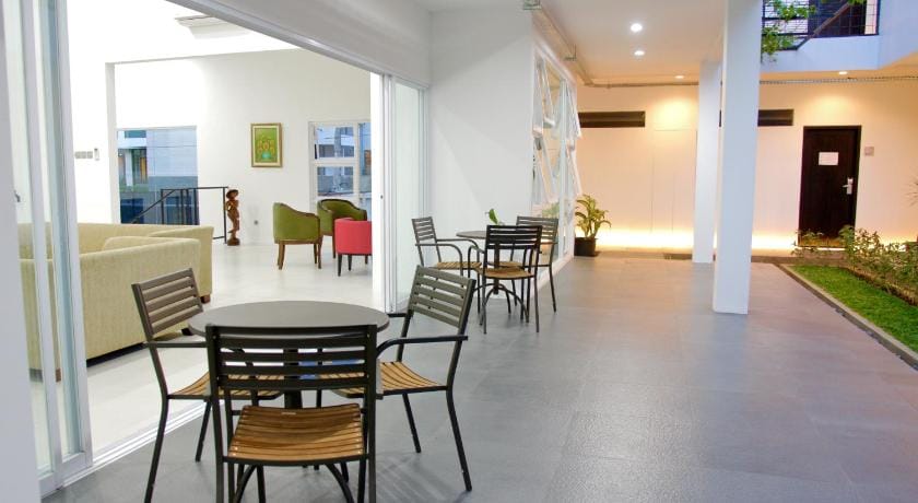 Ampera Avenue Residence Hotel in South Jakarta City