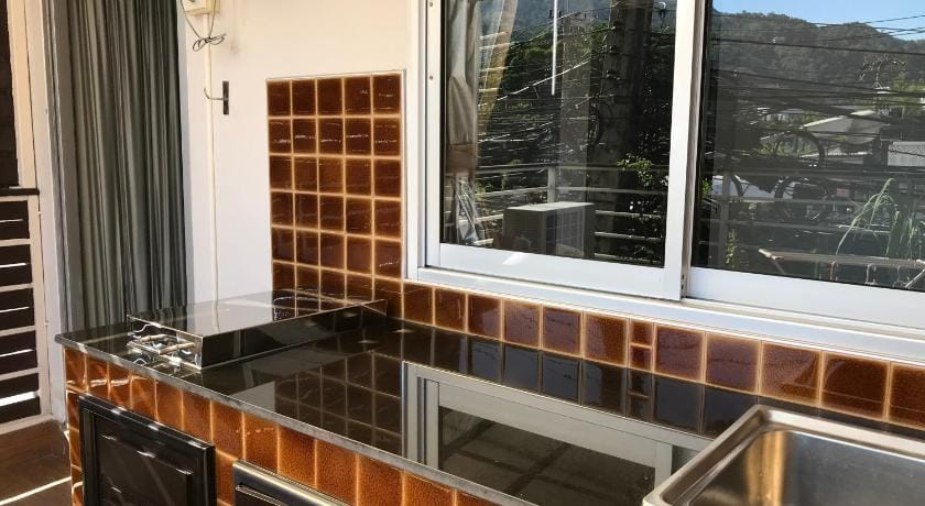 Angelina Guest House Bed and Breakfast in Patong