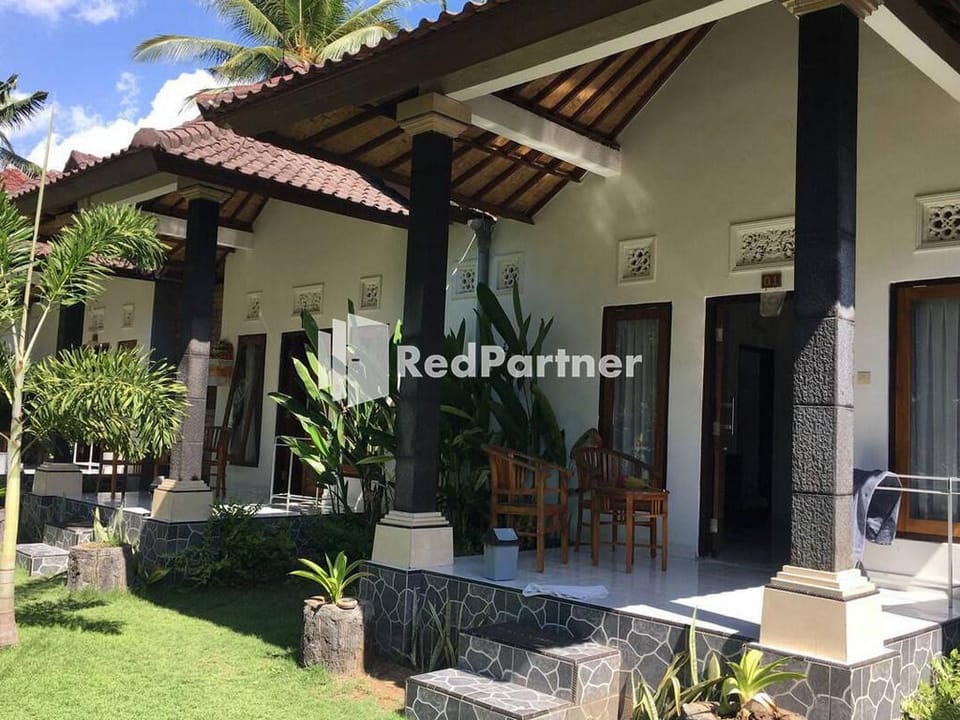 Coconut Village Guest House Lembongan RedPartner Bed and Breakfast in Nusapenida