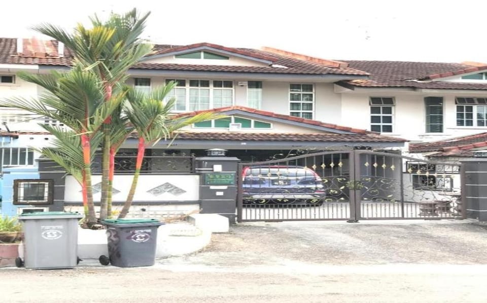 Jiaxin Homestay - Desa Terbau 家馨民宿 Vacation rental in Johor Bahru