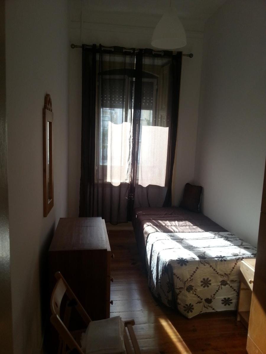 Residência Almirante Bed and Breakfast in Lisbon