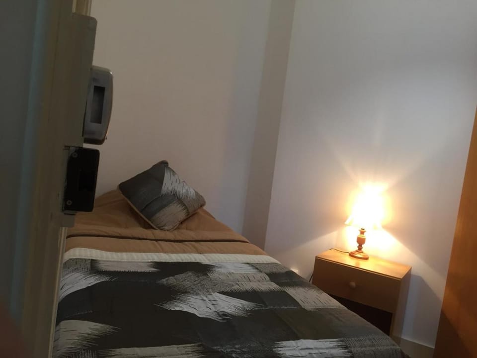 Residência Almirante Bed and Breakfast in Lisbon