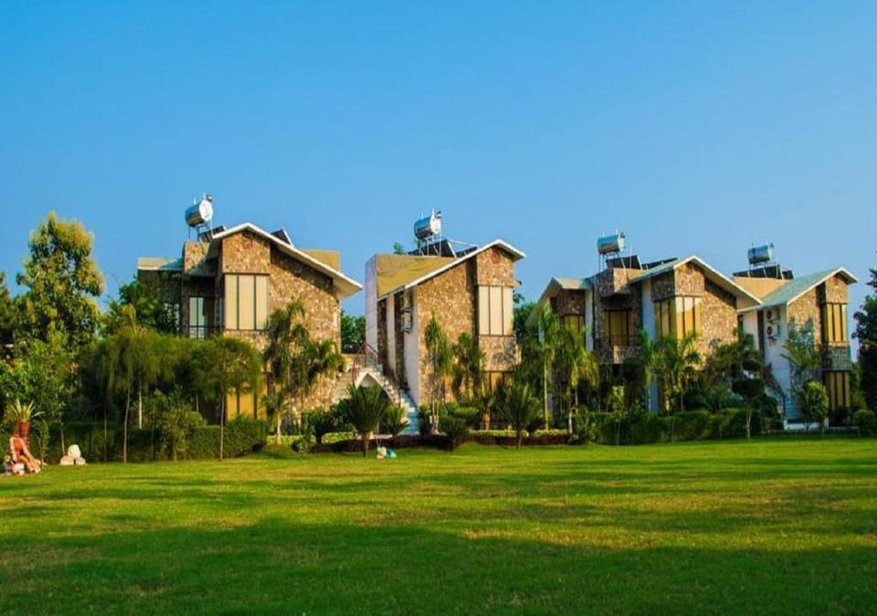The Roar Resort Hotel in Uttarakhand