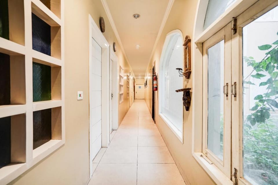 Super Townhouse Mansarovar Near Metro Station Formerly Dev Villas Hotel in Jaipur