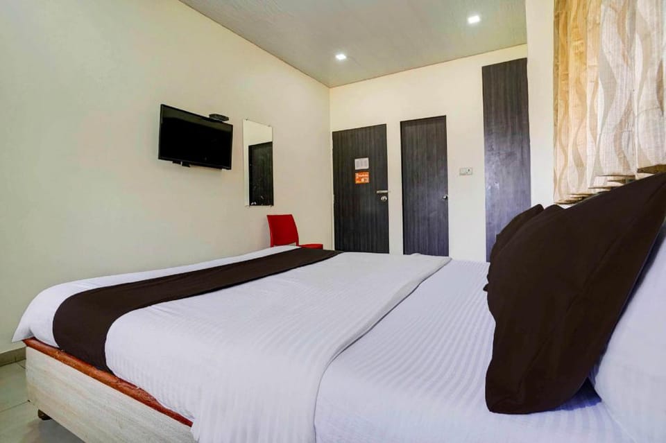 Hotel O Kailash Park Near Sakinaka Metro Station Hotel in Mumbai