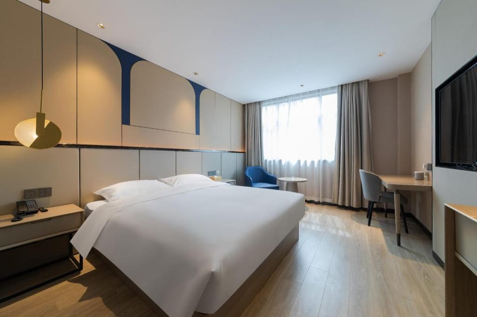Starway Hotel Xi'an Dayan Tower North Square Hotel in Xian