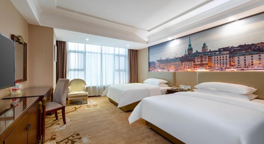 Vienna Hotel Shenzhen Songgang Metro Station Hotel in Shenzhen