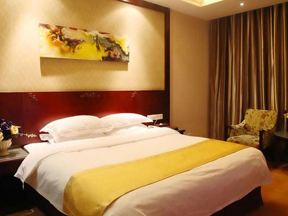 Vienna Hotel Jiangyin Yishan Road Branch Hotel in Suzhou