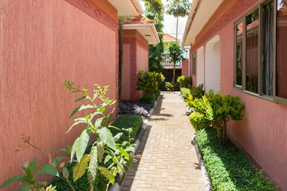 Sapphire Hotel Entebbe Kigo Hotel in Kampala