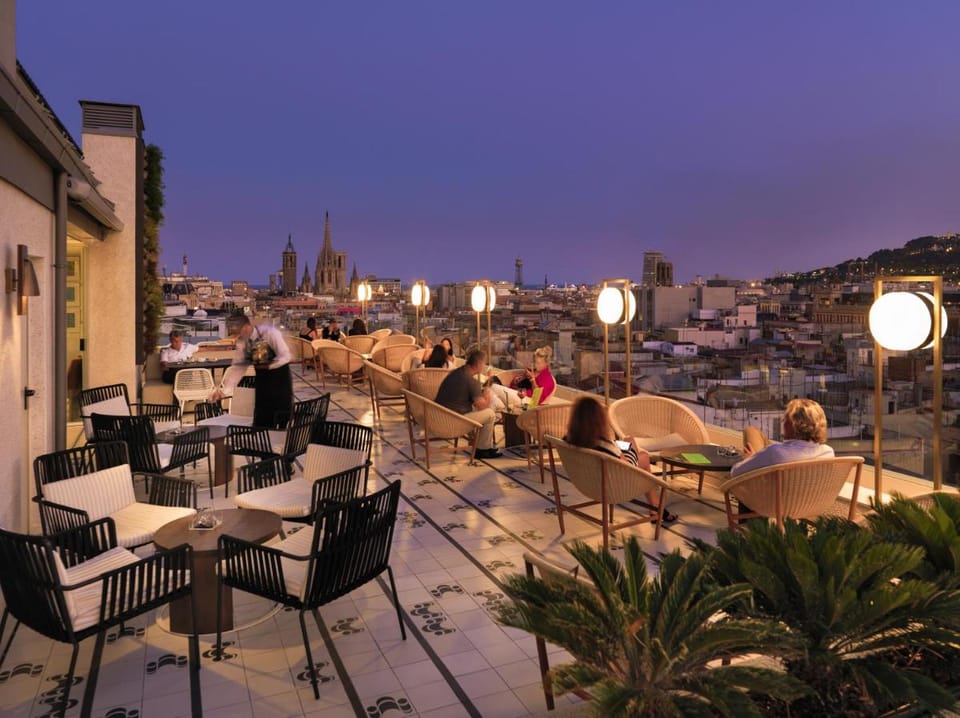 H10 Cubik 4* Sup Hotel in Barcelona