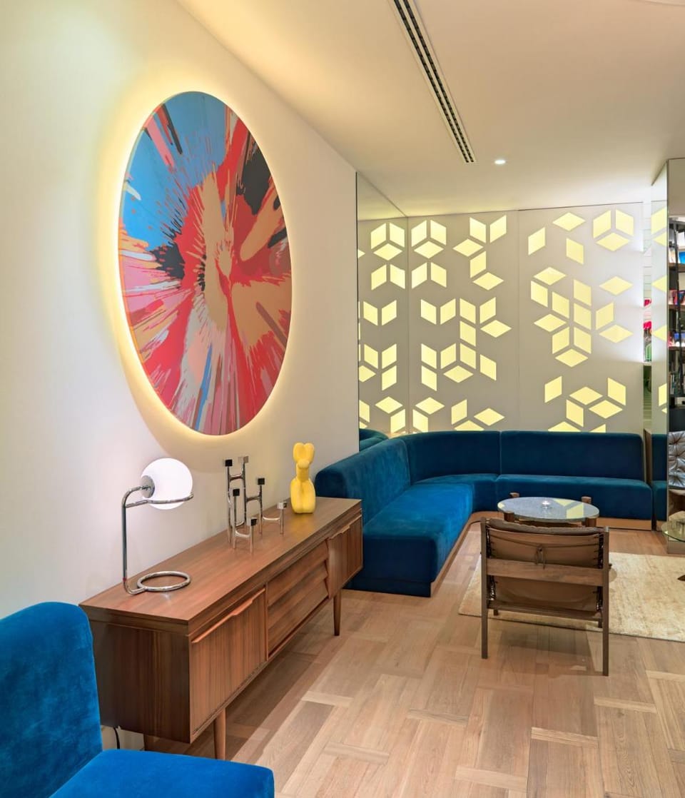 H10 Cubik 4* Sup Hotel in Barcelona