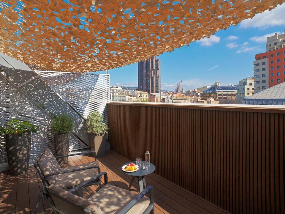 H10 Cubik 4* Sup Hotel in Barcelona